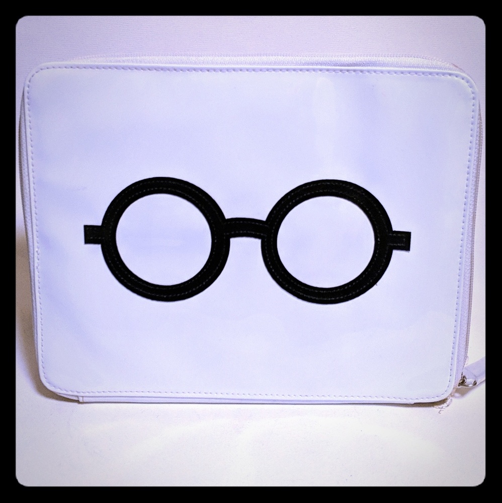 NEW Trumpette iPad case